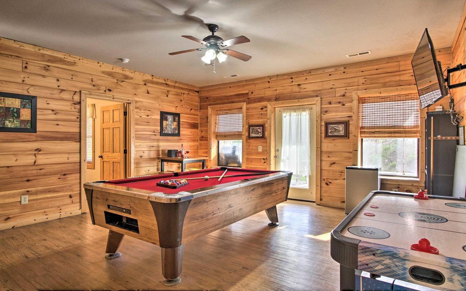 Villa Gatlinburg Mountain Heaven Retreat Esterno foto